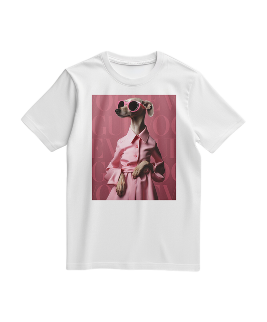 Camalestore T-shirt Skinny Pinky branca, confortável e casual, com detalhes modernos, vista frontal da peça de algodão.