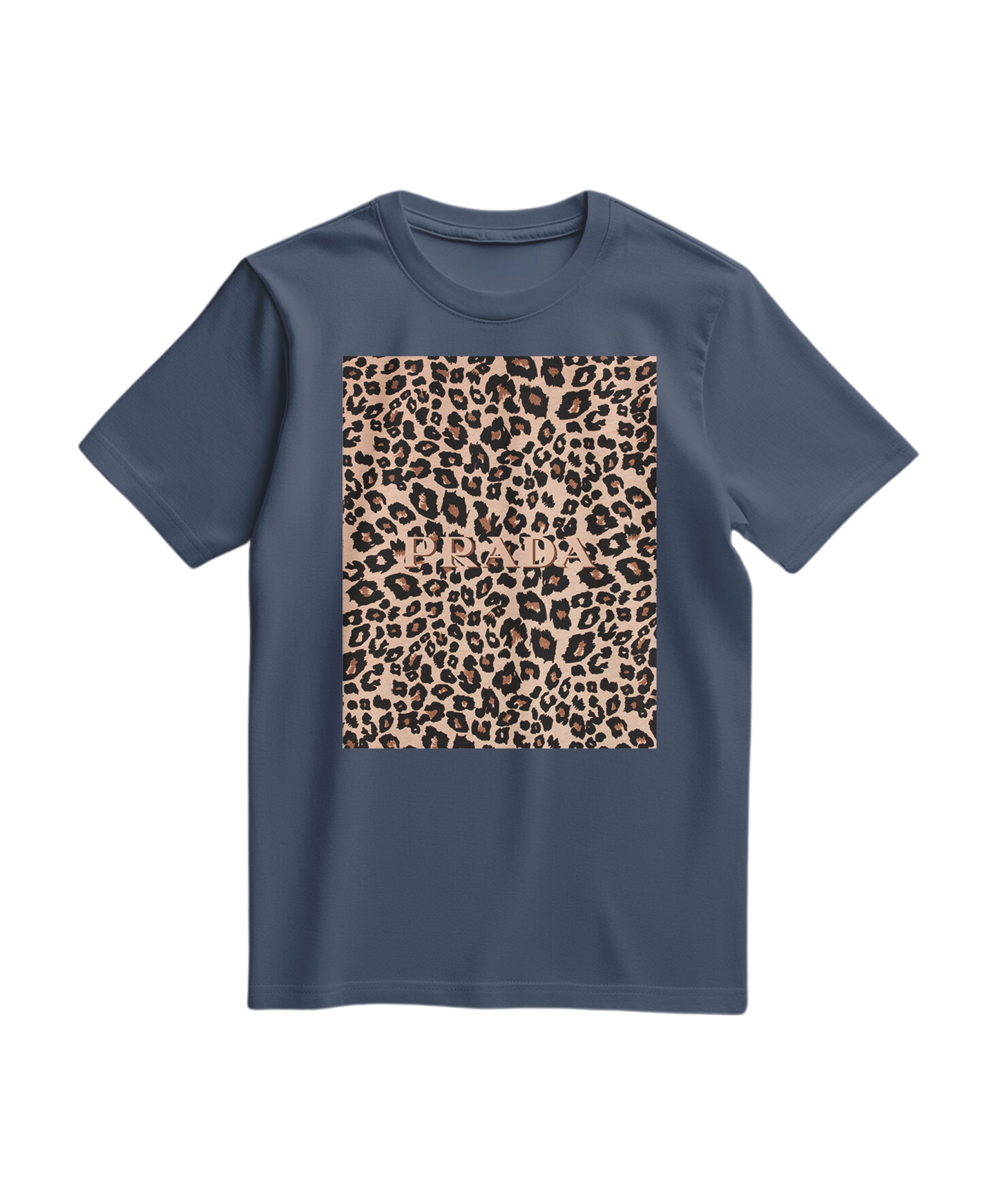 Camalestore blusa T-shirt Leopard Blush com estampa de onça em tons suaves, tecido confortável e design moderno.