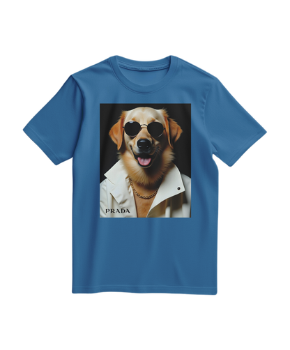 Camiseta Golden Style de cor azul royal clara, feita por Camalestore, com design simples e confortável para uso diário.