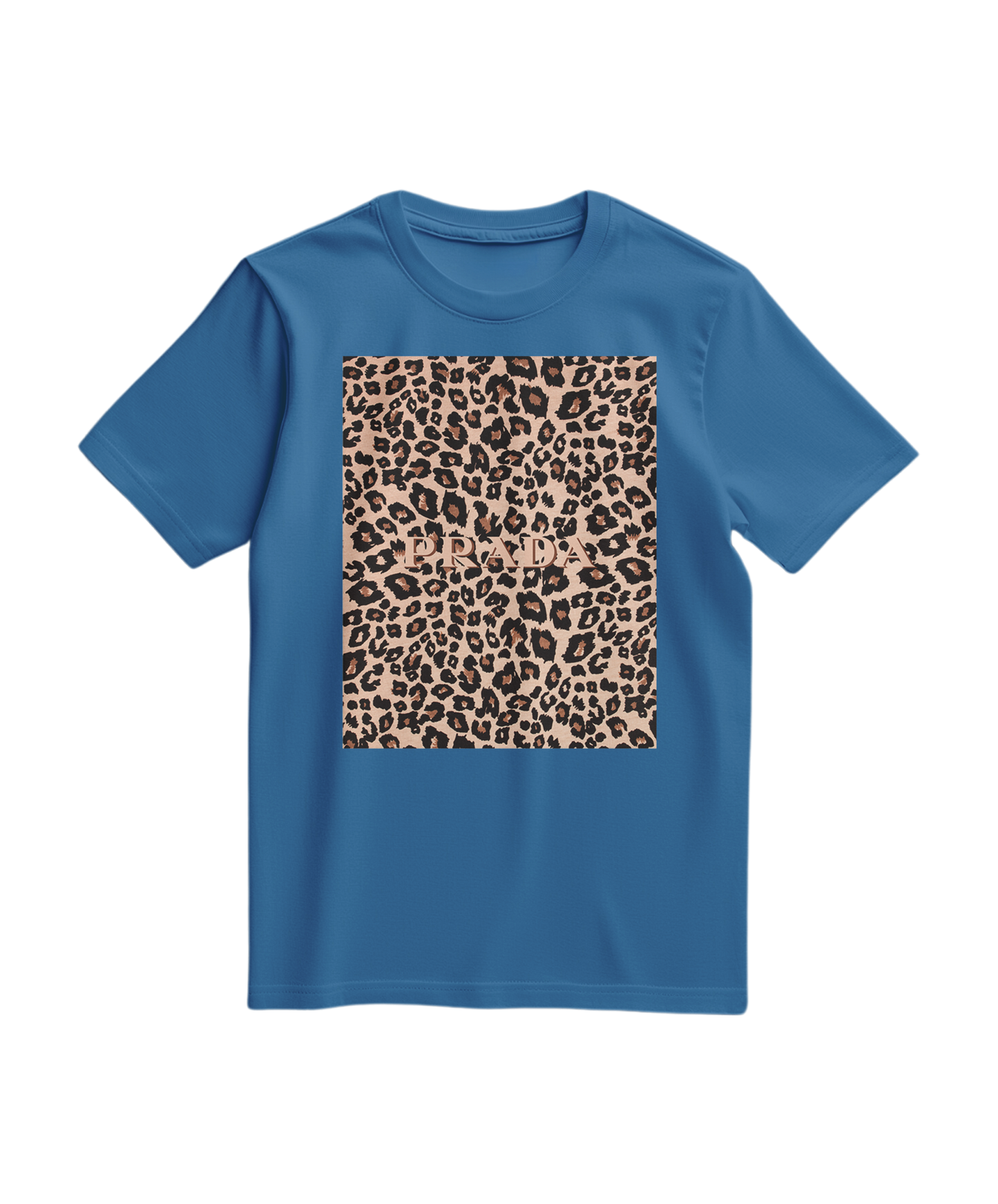Camalestore camiseta Leopard Blush de cor azul claro, com estampa de leopardo e ajuste confortável, vista frontal.
