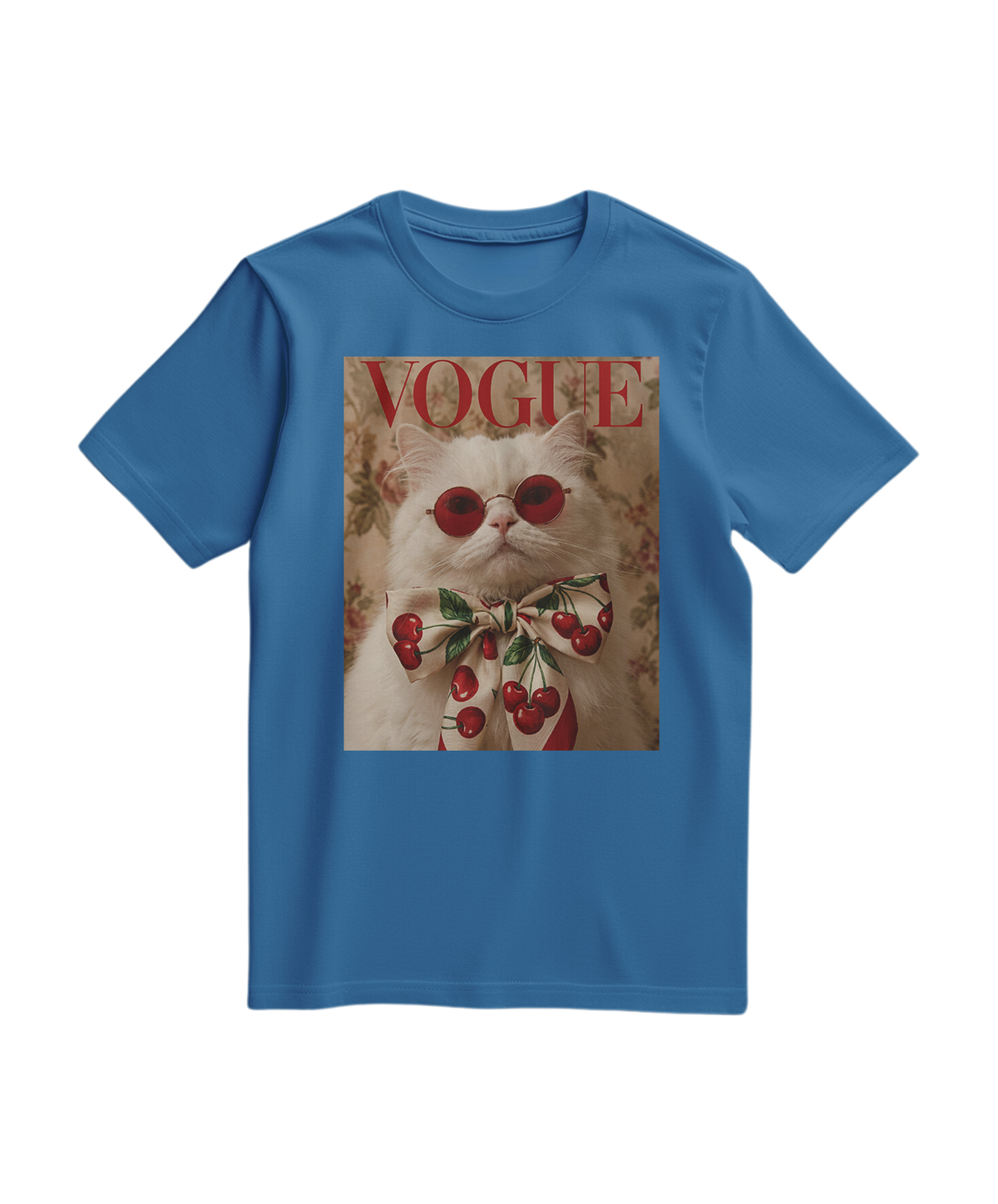 Camalestore camiseta Velvet Cherry azul royal clara, tecido macio com estampa de cerejas, estilo casual e confortável.