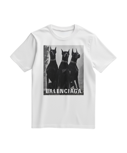 Camalestore T-shirt Sentinel Vanguard Noir branca, confortável, com estampa preta, tecido macio e ajuste regular para uso diário.
