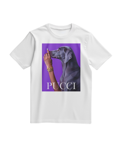 Camalestore T-shirt Pucci Violet branca, com estampa colorida e detalhes de moda, feita de algodão confortável.