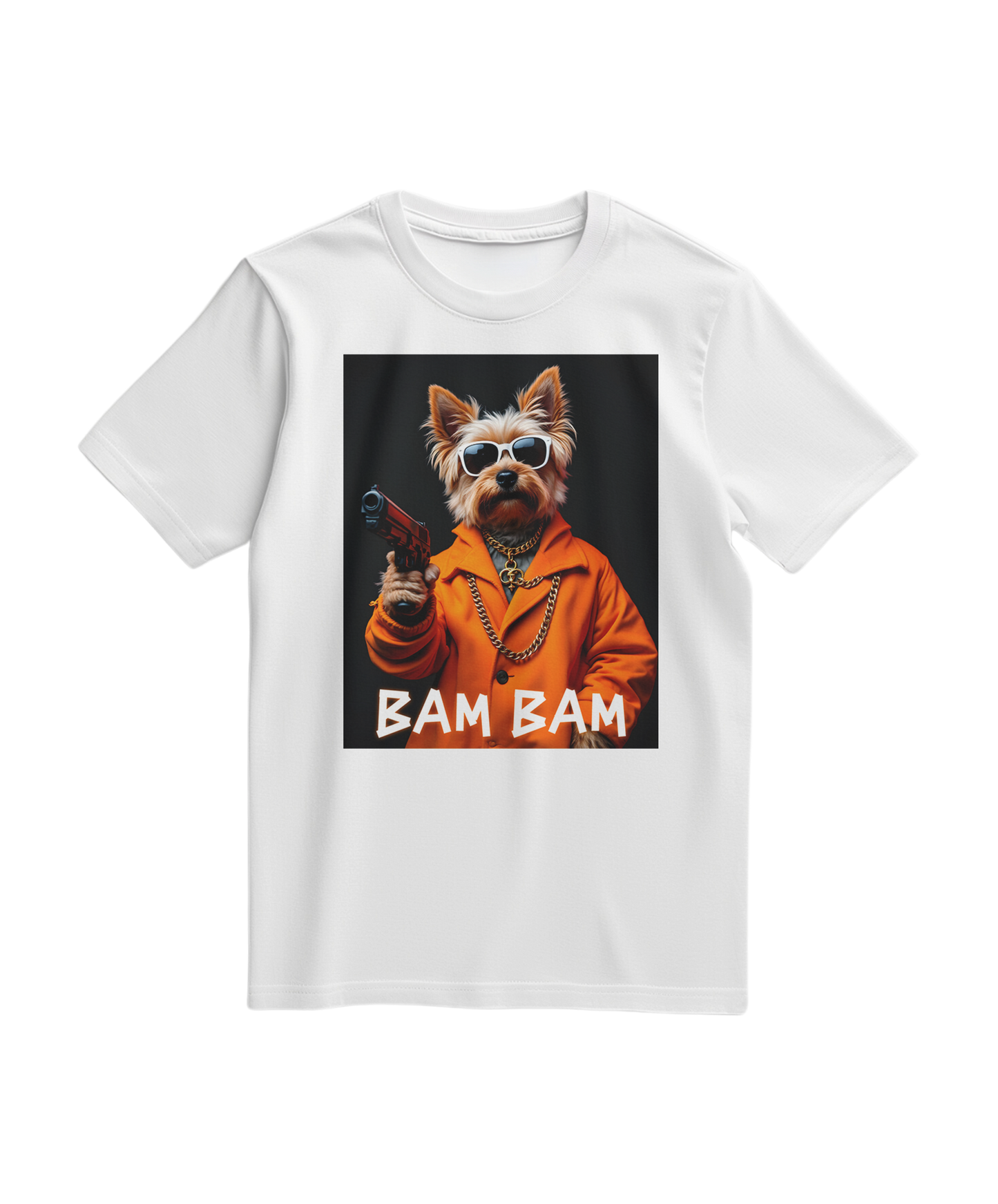 Camalestore T-shirt branco Bam Bam Gangster com estampa na frente, tecido confortável e design casual para o dia a dia.