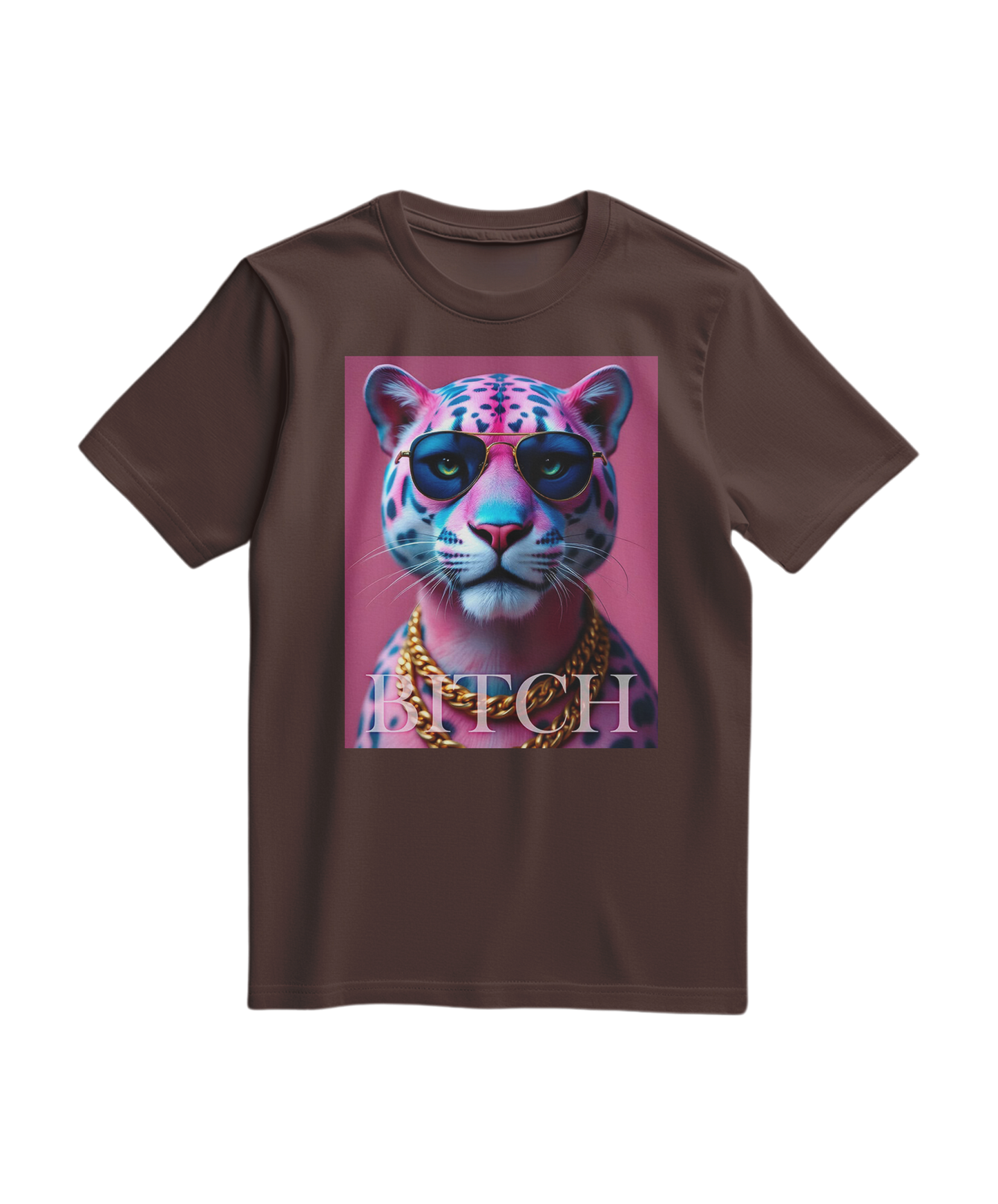 T-shirt Camalestore Neon Jungle Boss de cor castanho com estampa vibrante de selva e texto destaque, veste casual e moderno.