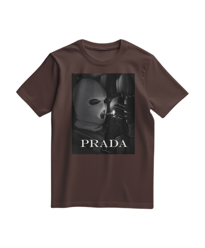 Camiseta Urban Rebel da Camalestore em tom castanho, com design casual e confortável, vista frontal da peça de algodão.