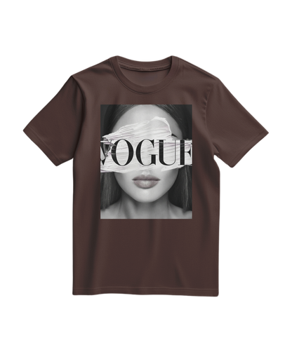 Camiseta marrom Camalestore com estampa de olhos V na frente, estilo casual e confortável, para looks modernos e descontraídos.