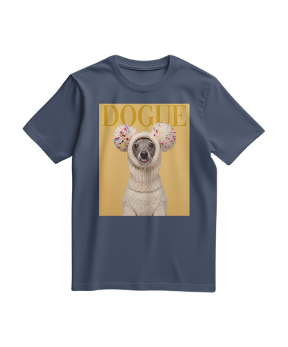 Camiseta azul escura Dogue Balaclava da Camalestore, com estampa de cachorro e design casual, vista em close na imagem.