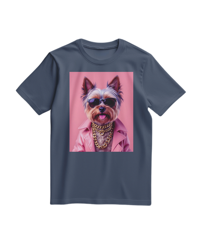 Camiseta azul escura Camalestore com estampa de um Yorkie e ícones de rua, estilo casual e moderno.