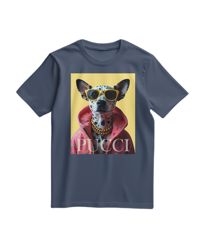 T-shirt azul escuro com estampa de dálmata, produto da marca Camalestore, vista frontal.