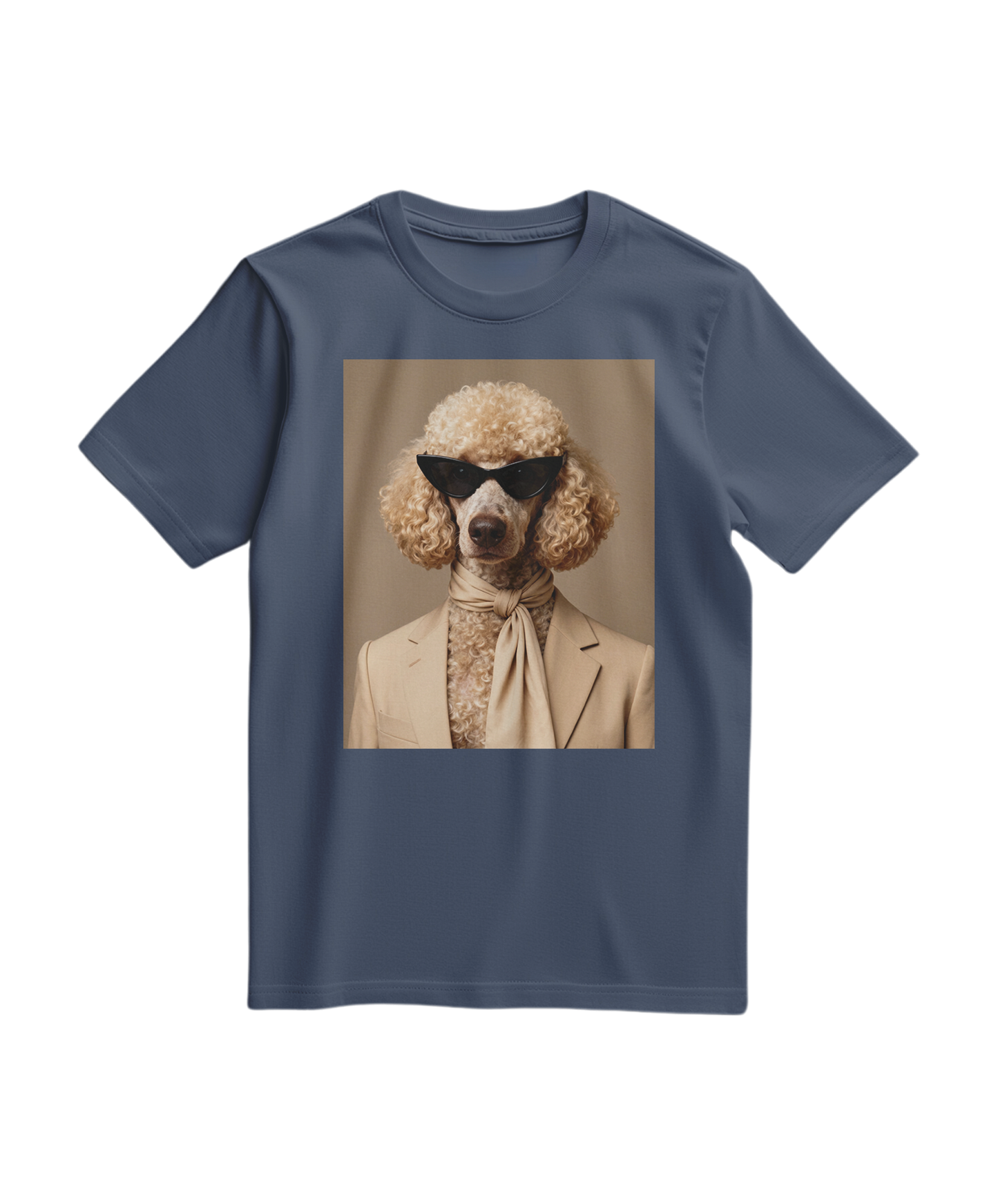 Camiseta Poodle Tailor da Camalestore, camiseta azul escura com estampa de poodle, tecido confortável e estilo casual.