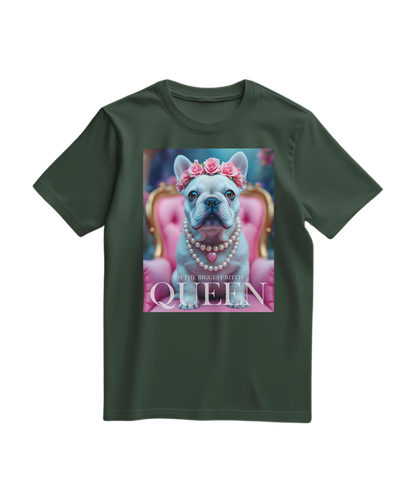Camiseta verde floresta com estampa de um Frenchie Queen, camiseta casual da marca Camalestore, vista frontal.