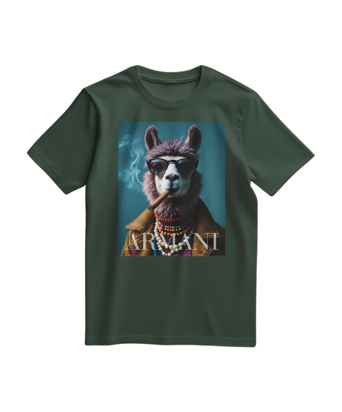Camiseta Dapper Llama da Camalestore em verde floresta, com design de lhamas estilizadas e detalhes modernos.