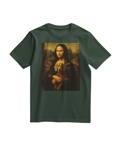 Camiseta Mona Wei em verde floresta, estilo casual, feita pela marca Camalestore, com design simples e confortável.