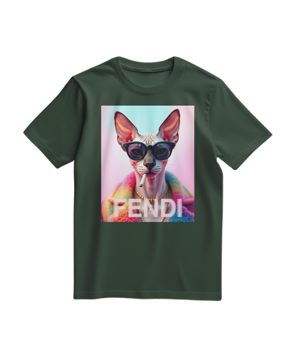 Camiseta Sphynx Prism verde floresta da Camalestore, modelo de manga curta com estampa moderna e detalhes visuais vibrantes.