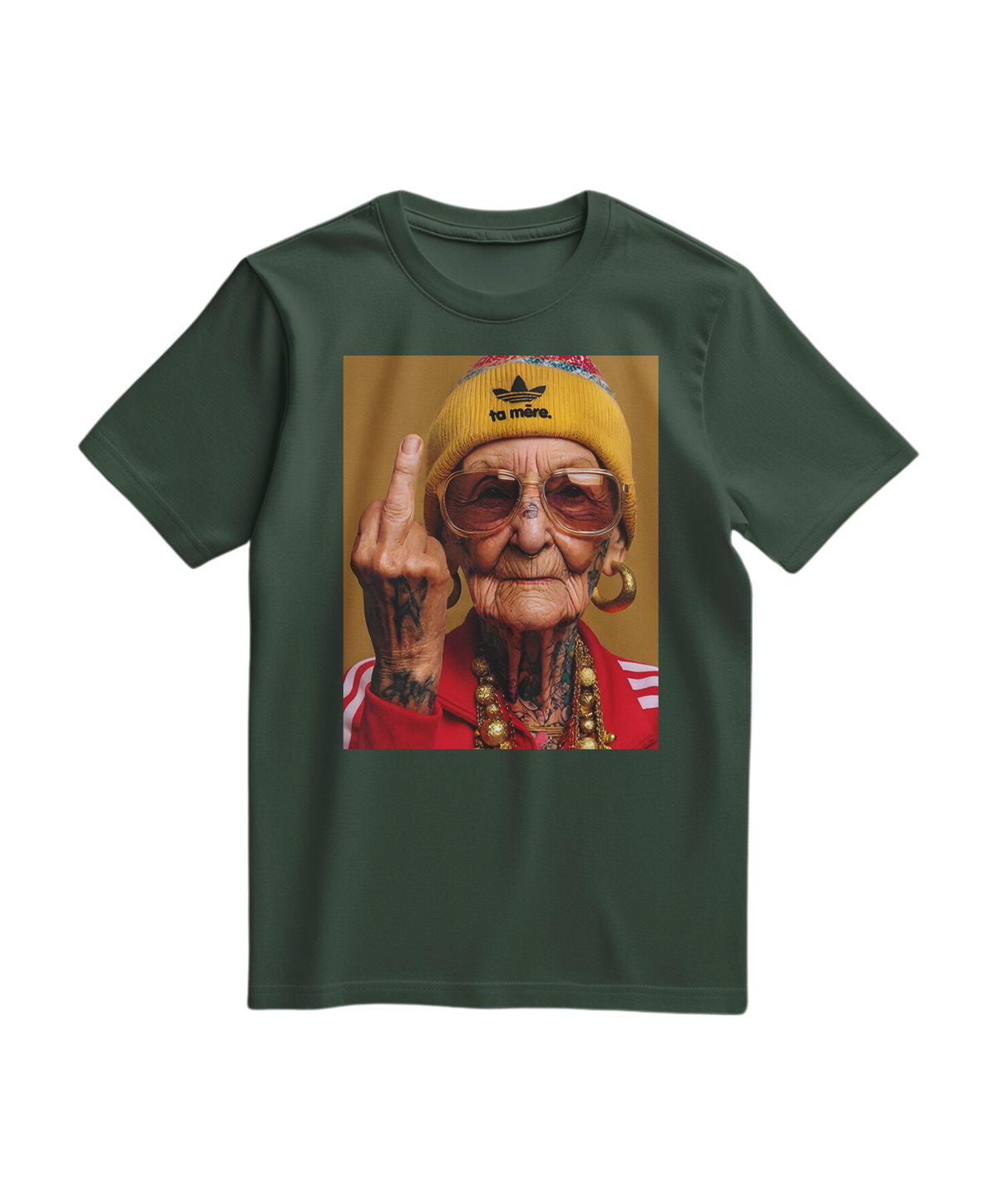 Camiseta verde floresta da marca Camalestore, modelo T-shirt Ta Mère, com estampa e detalhes visíveis na imagem.