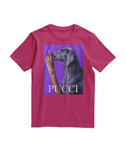 Camiseta T-shirt Pucci Violet da Camalestore, com design vibrante e detalhes em cores roxas e fucsias.