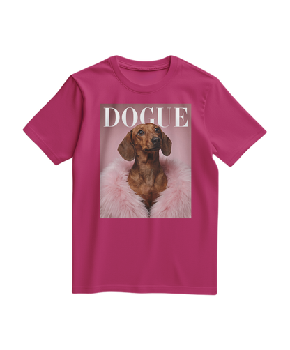 Camiseta Dachshund Muse da Camalestore em cor fúcsia, com estampa de cachorro salsicha e design moderno para uso casual.