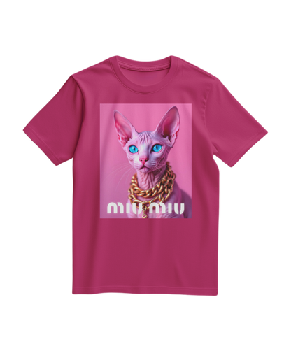 Camiseta rosa pink com estampa de esfinge dourada, estilo casual, da marca Camalestore, vista frontal.