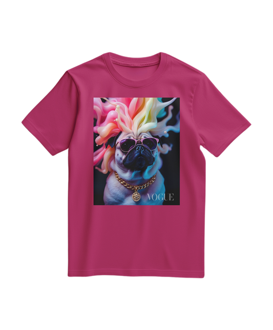 Camalestore camiseta Pug Chromatic Elite em fuscia com estampa de pug e detalhes coloridos, tecido confortável para uso casual.