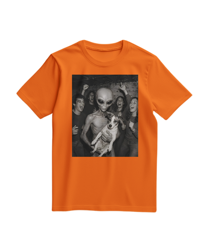T-shirt Cosmic Guest