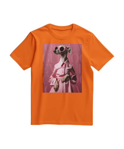 Camiseta Skinny Pinky da Camalestore, T-shirt de cor laranja, com design moderno e confortável, vista de frente.