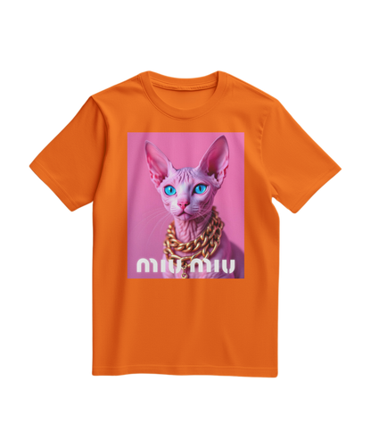 Camalestore camiseta rosa com detalhes dourados e estampa de esfinge, estilo casual, vista frontal, tecido leve.