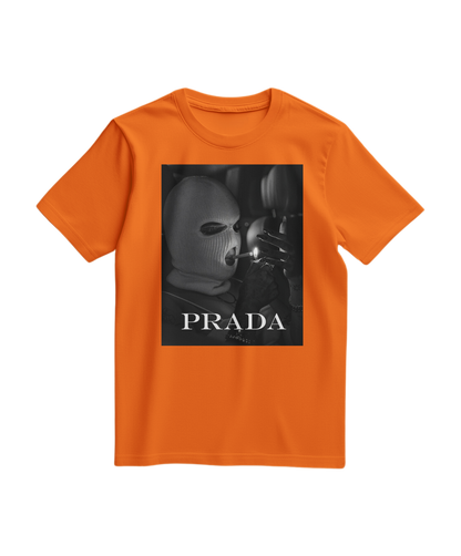 Camiseta urbana laranja da Camalestore, T-shirt casual com design moderno, vista frontal mostrando detalhes do tecido.