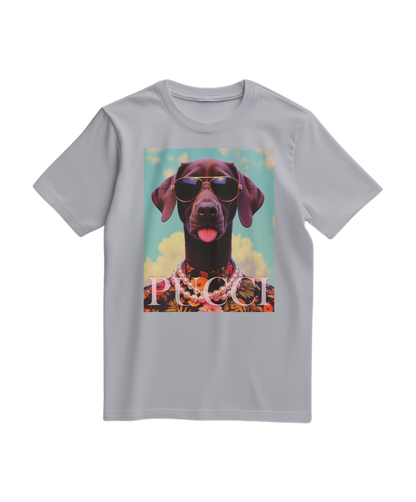 T-shirt cinza com estampa tropical de cão, da marca Camalestore, com design colorido e estilo casual.