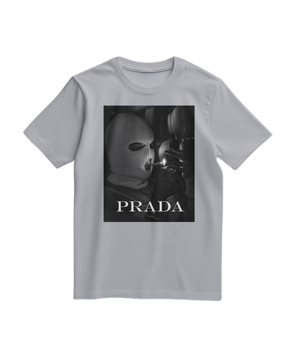 Camiseta cinza Urban Rebel da Camalestore, de manga curta, com design moderno e tecido confortável, vista frontal.