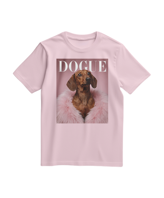 Camiseta rosa claro com estampa de Dachshund, estilo casual, da marca Camalestore, ideal para looks confortáveis e modernos.