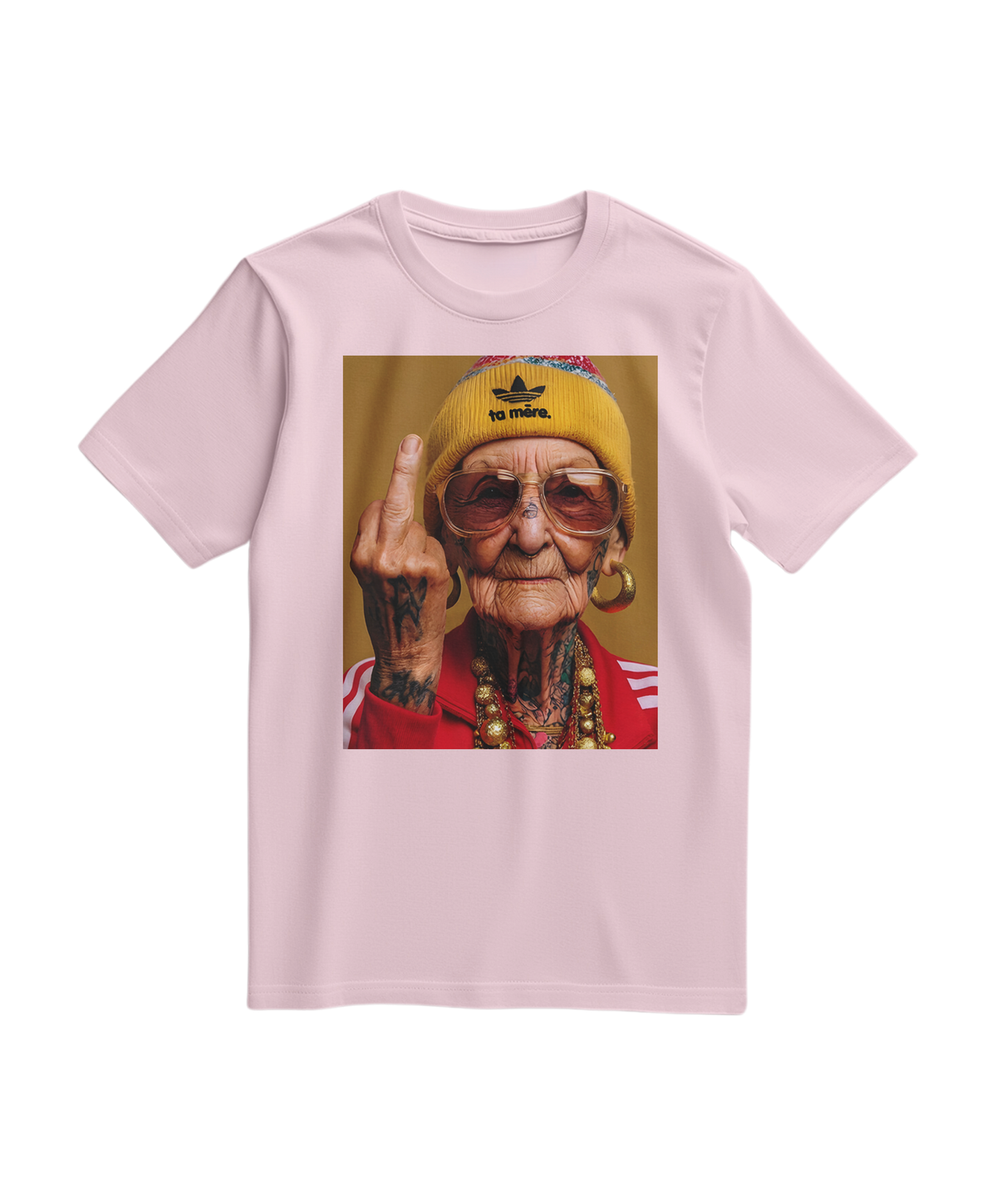 Camiseta Ta Mère da Camalestore em tom rosa claro, com design simples e confortável, vista frontal da peça.