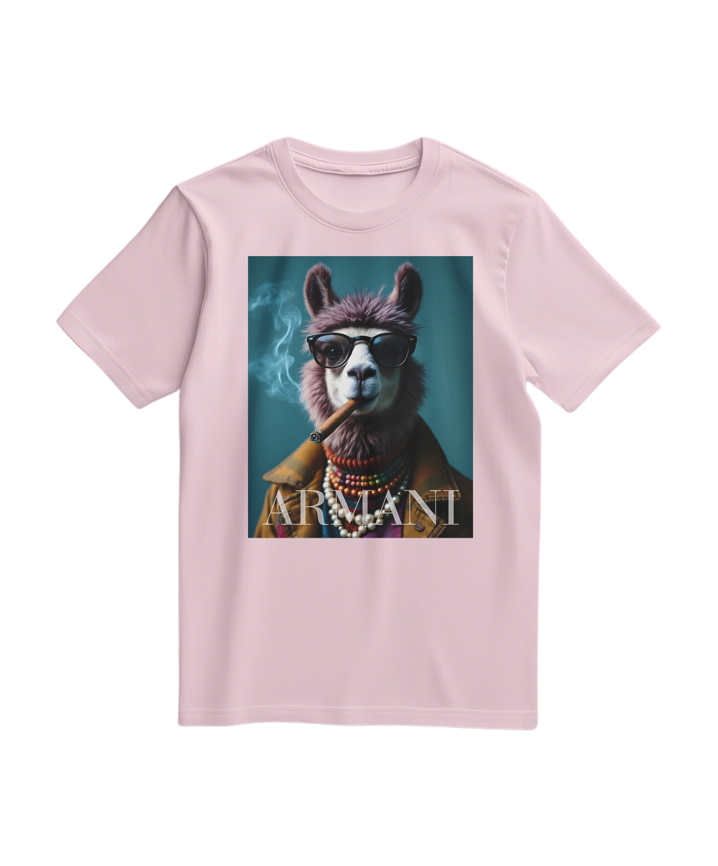 T-shirt Dapper Llama da Camalestore em rosa claro, com estampado divertido de lhama elegante, veste um estilo casual e descontraído