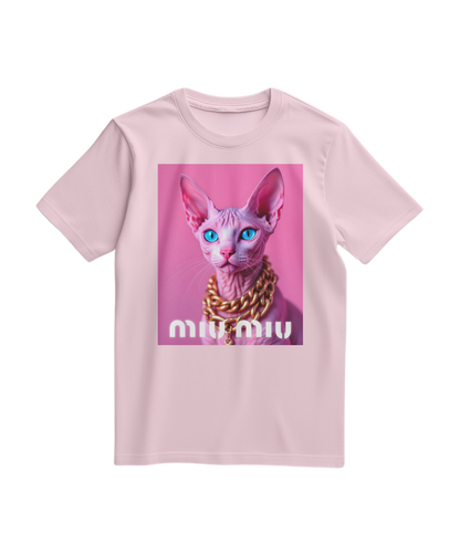 Camiseta rosa claro com estampa de esfinge dourada, estilo casual, feita pela marca Camalestore.