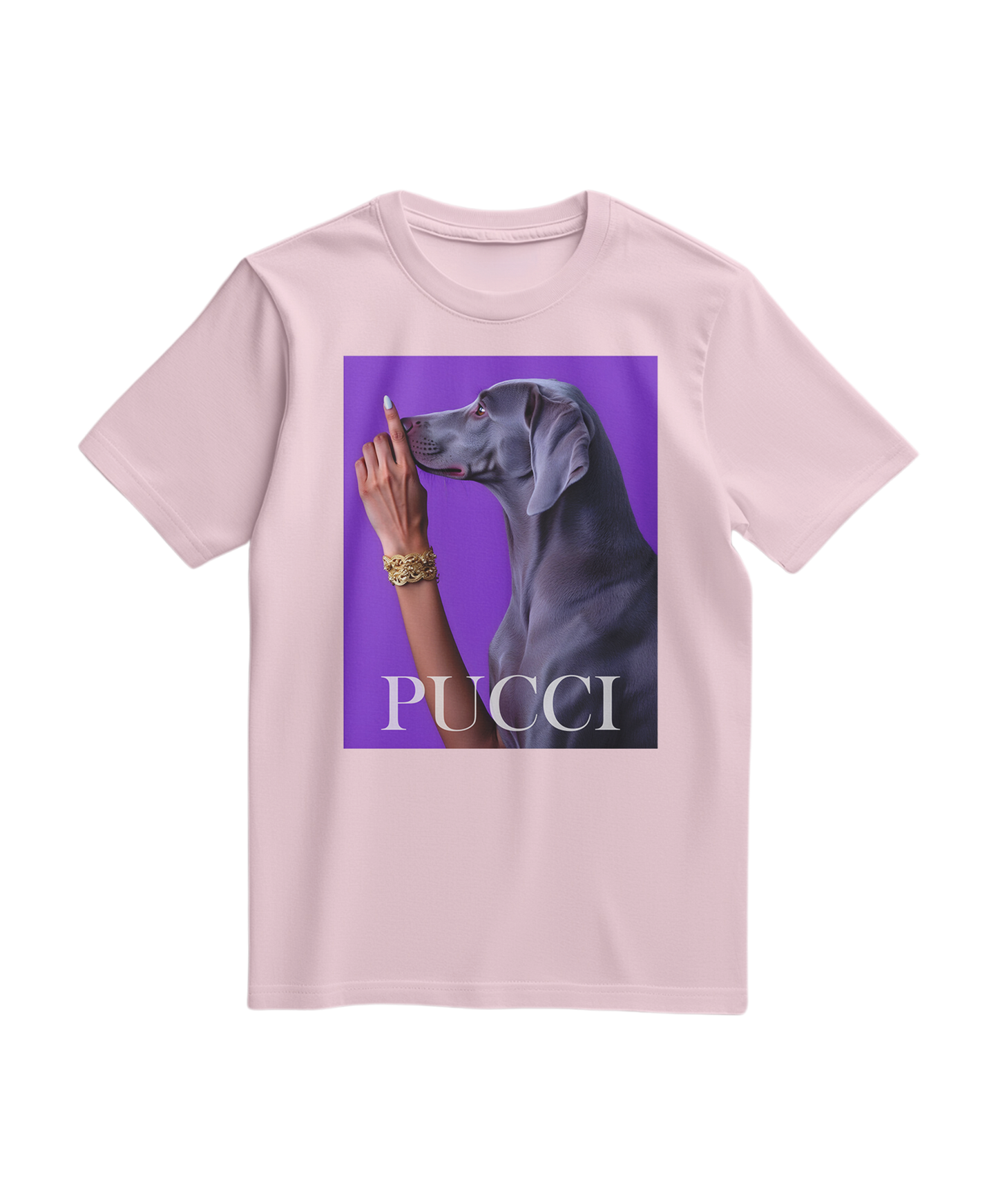 Camalestore camiseta Pucci Violeta em tom rosa claro, com design estilizado e detalhes modernos, para looks casuais.