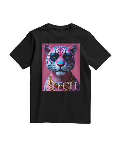 T-shirt preta Neon Jungle Boss da Camalestore com padrão vibrante e design moderno, vista frontal do produto.