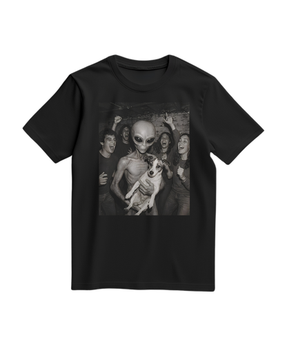 T-shirt Cosmic Guest