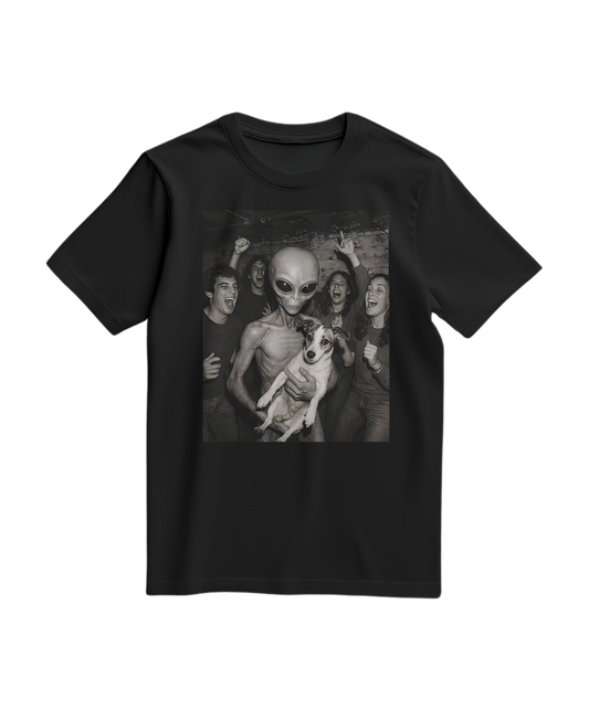 T-shirt Cosmic Guest