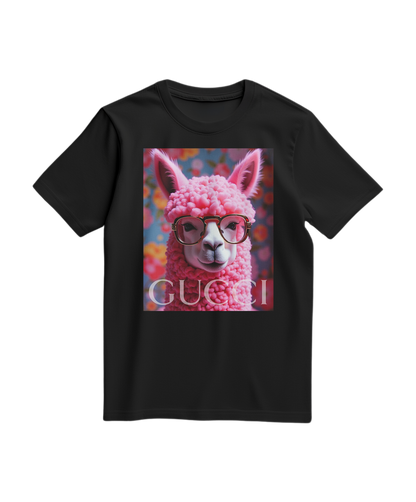 T-shirt preta da Camalestore com design de ícone de alpaca, tecido confortável e estilo casual para o dia a dia.