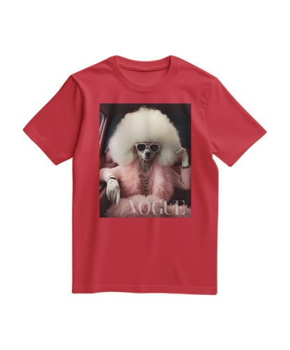 Camiseta vermelha Poodle Glam da Camalestore, camiseta casual com estampa de poodle estilizado, vista frontal em tecido de algodão