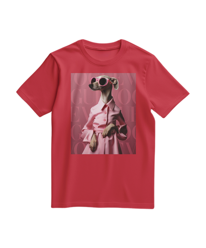 Camalestore T-shirt Skinny Pinky vermelha com design simples, exibição frontal, tecido confortável e ajuste justo.