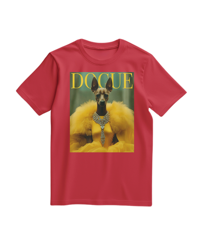 Camiseta vermelha Dogue Majestic da Camalestore, vista frontal com design de cachorro retratado.