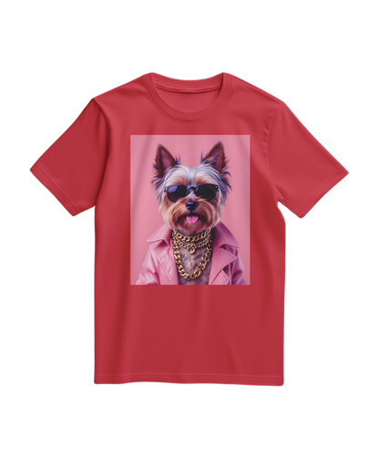 Camiseta vermelha Camalestore com estampa de Yorkie e ícones de rua, t-shirt casual para homens e mulheres.