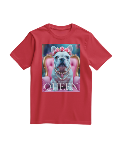 Camiseta vermelha Frenchie Queen da Camalestore, com estampa de cachorro French Bulldog, vista frontal sobre fundo branco.