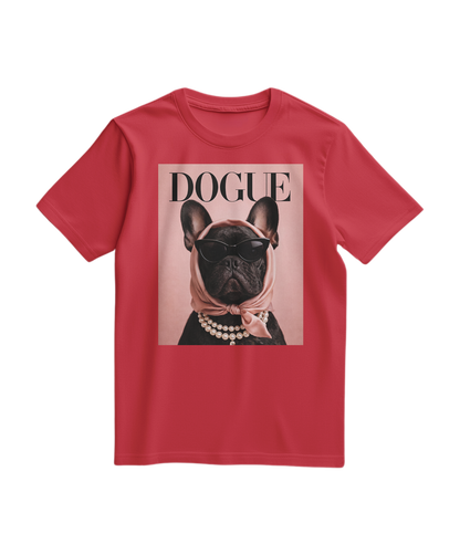 Camiseta vermelha The Frenchie Muse da Camalestore, confortável e com estampa moderna de um Frenchie.