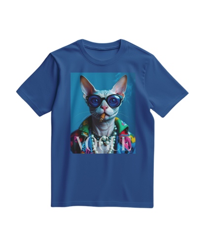 Camiseta Neo-Sphynx Studio azul royal, camiseta de algodão com estampa moderna, em modelo frontal.
