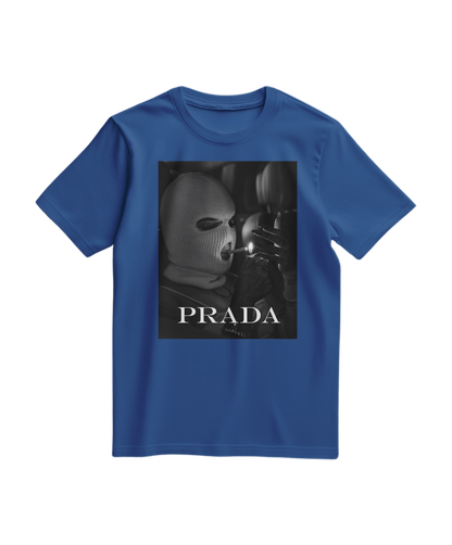 Camiseta azul royal Urban Rebel da Camalestore, com design moderno, vista frontal mostrando o tecido e detalhes do estilo casual.