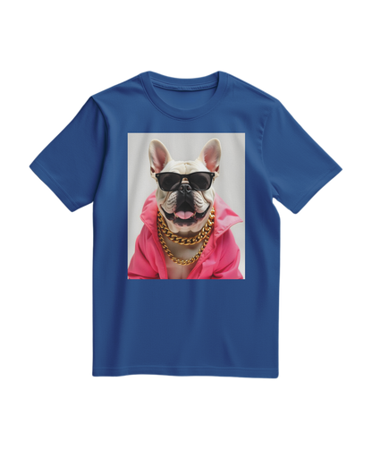 Camiseta Bulldog Azure Pop da Camalestore, t-shirt azul royal com estampa de cachorro bulldog, modelo casual e confortável.