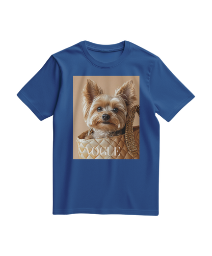 Camiseta azul royal Yorkie Muse da Camalestore, com estampa de cachorro Yorkie na frente, veste casual e confortável.