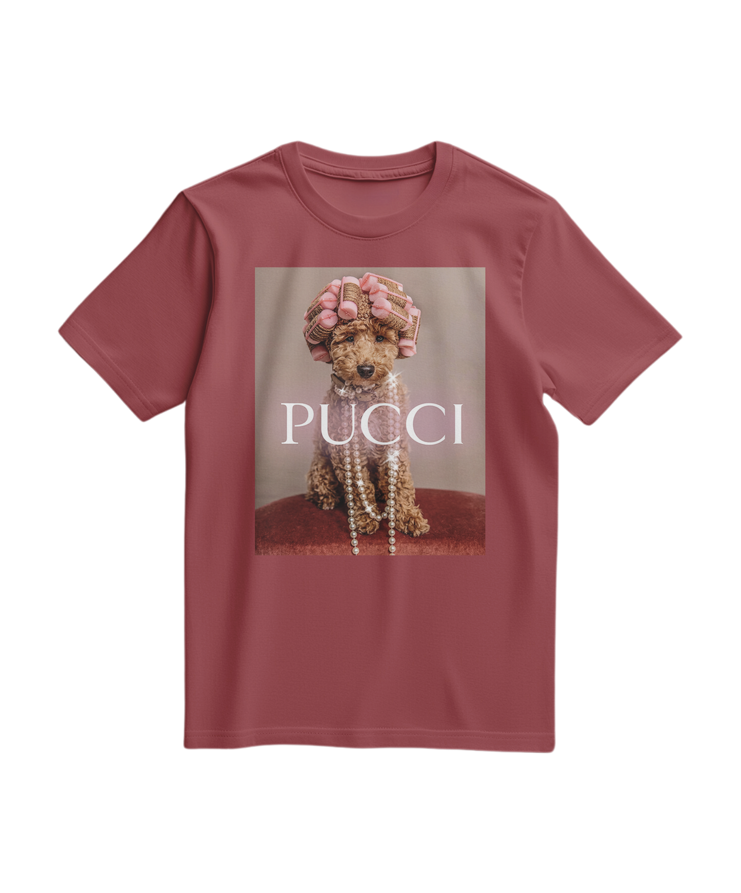 Camiseta Poo Glam da Camalestore em tom terracota, com estampa moderna e confortável, vista frontal